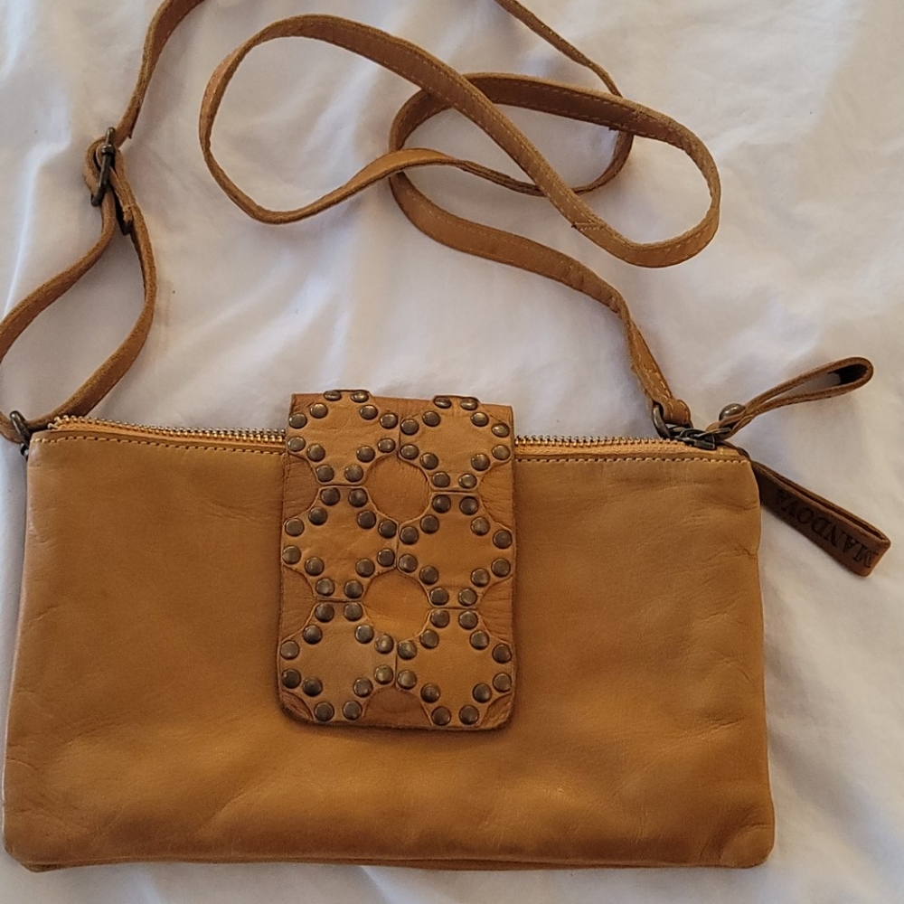 BELLEZA MANDOVA Leather crossbody